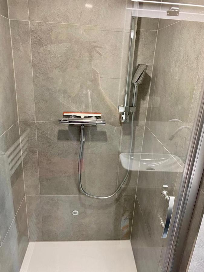 - E - Vyhlidka Nad Rekou * Zdiby